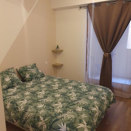 Jolie T3 Avec Terrasse Apartman Carcassone Kültér fotó