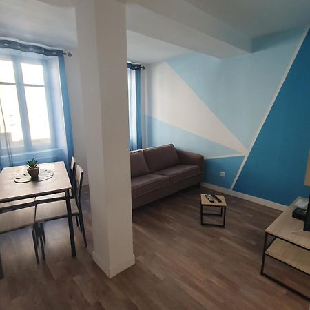 Jolie T3 Avec Terrasse Apartman Carcassone Kültér fotó